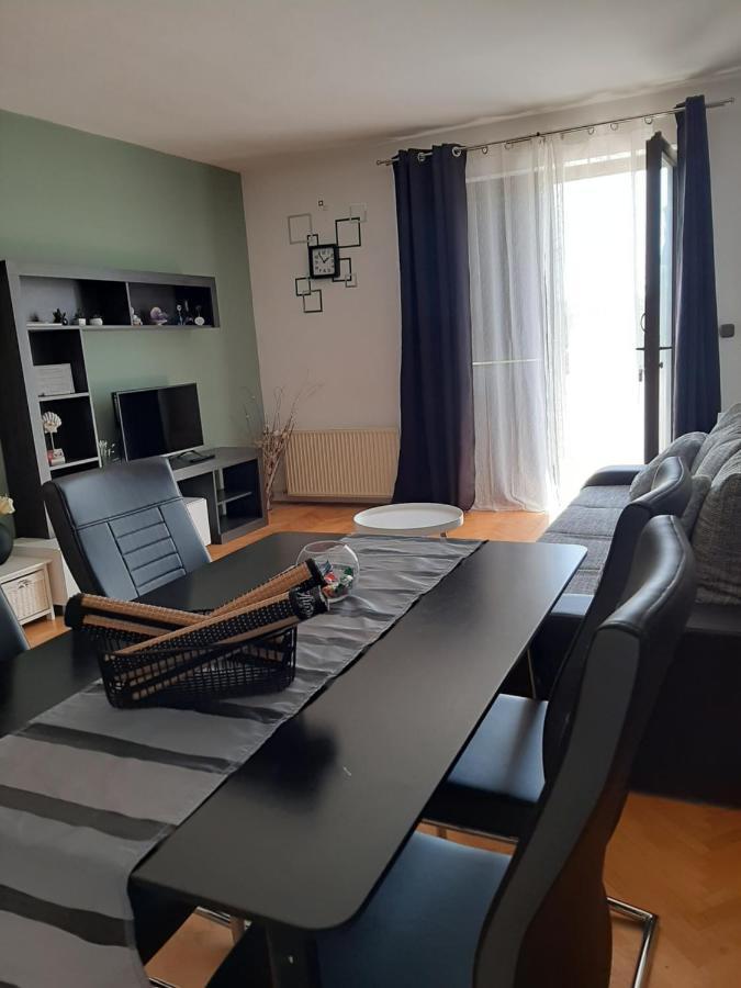 Apartments Mihael And Melani 포레치 외부 사진