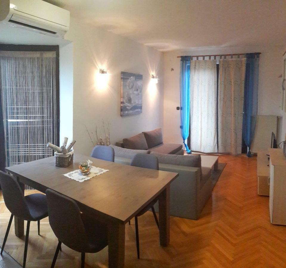 Apartments Mihael And Melani 포레치 외부 사진